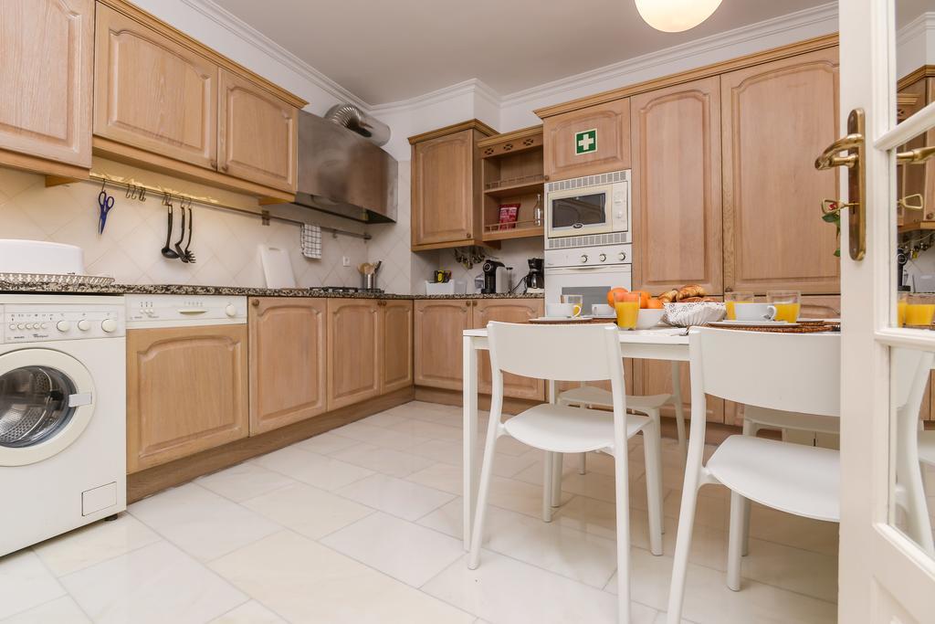 Jardim Das Flores Luxury Apartment Lisbon Luaran gambar