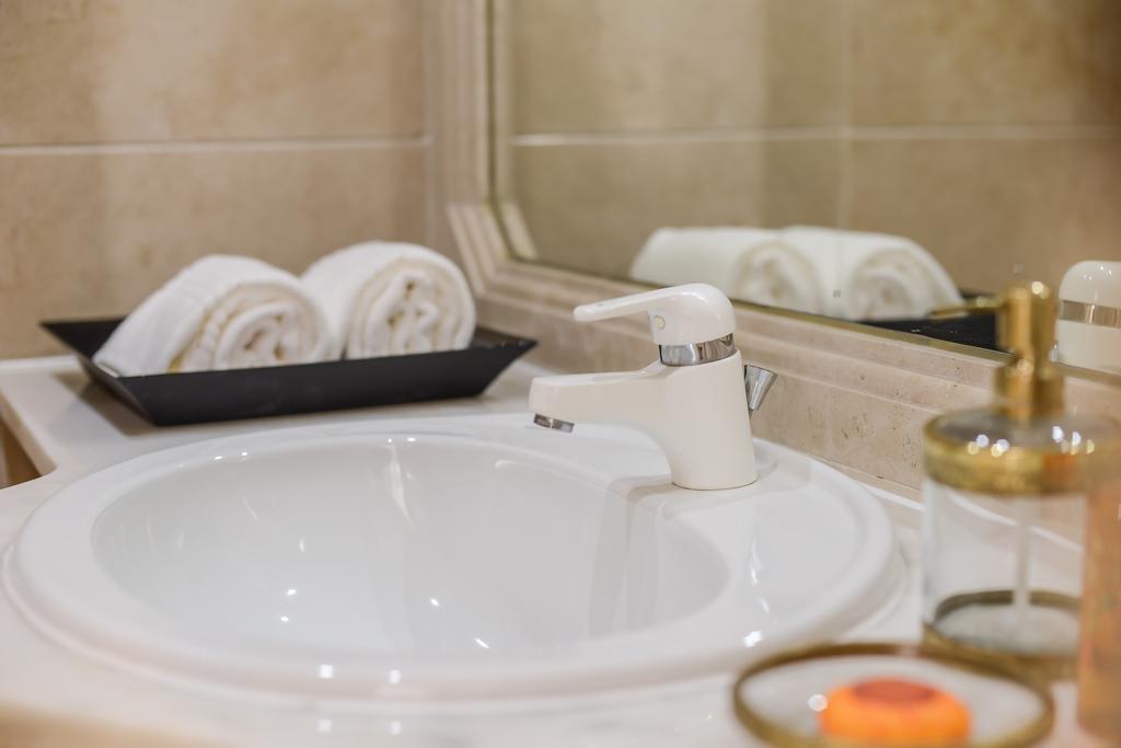 Jardim Das Flores Luxury Apartment Lisbon Luaran gambar